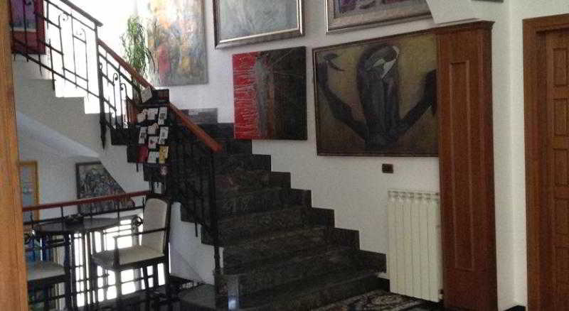 Art Hotel Nirvana 地拉那 内观 照片