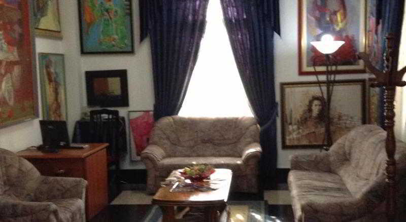Art Hotel Nirvana 地拉那 外观 照片